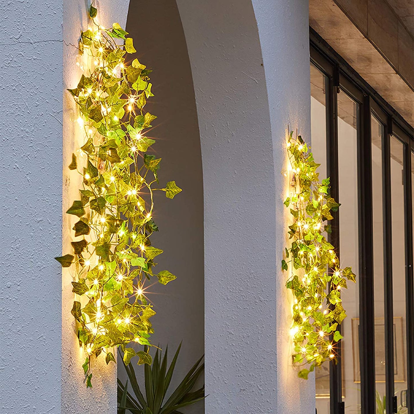 Solar-Powered Maple Leaves Garland LED String Light