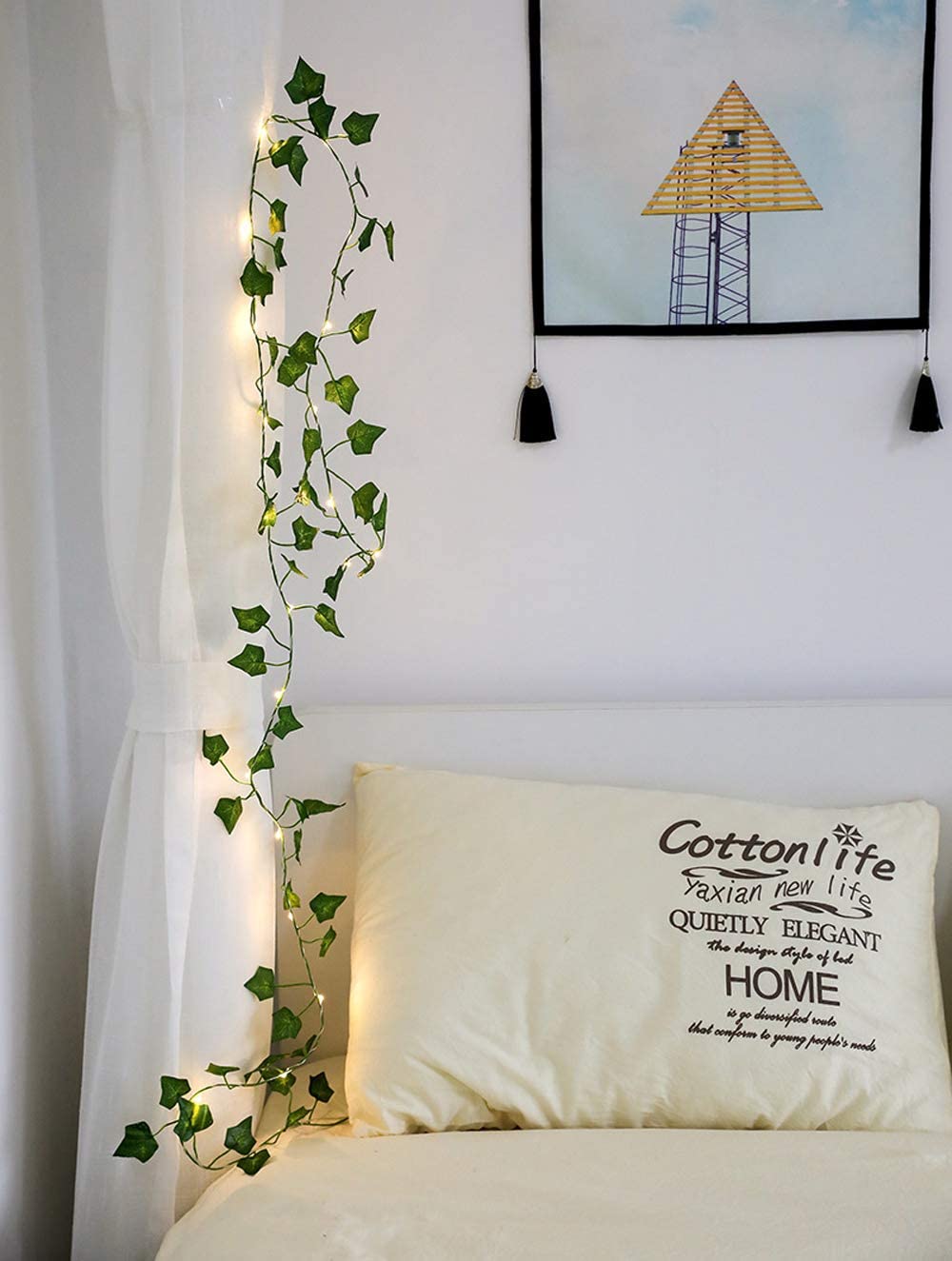Solar-Powered Maple Leaves Garland LED String Light